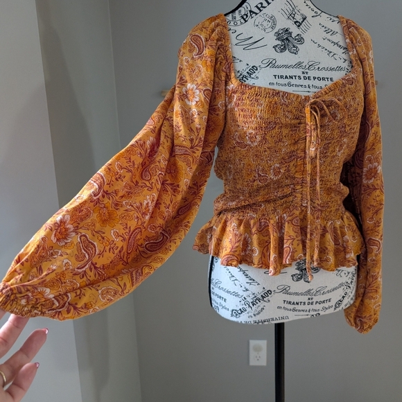 Patrons of peace top Large Mustard Patterned Smocked Boho Long Sleeve Tie Front - Picture 6 of 9